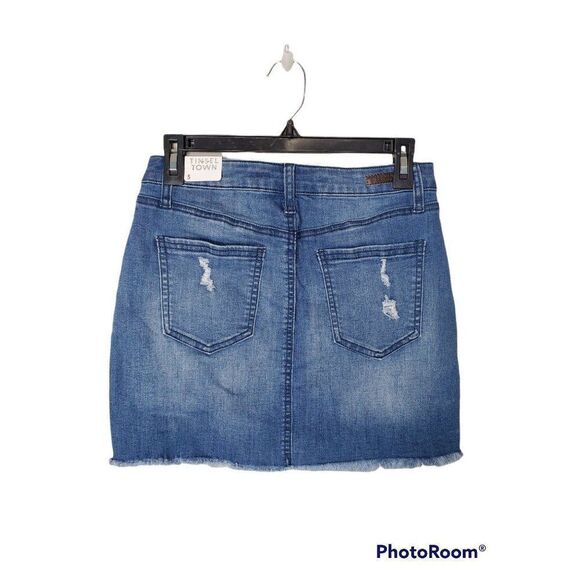 Tinseltown Denim Couture Junior's Distressed Raw Hem Denim Jean Mini Skirt Sz 5 - Picture 10 of 11
